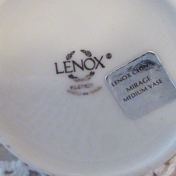 Vintage Lenox Mirage Medium Vase - Picture 8 of 9
